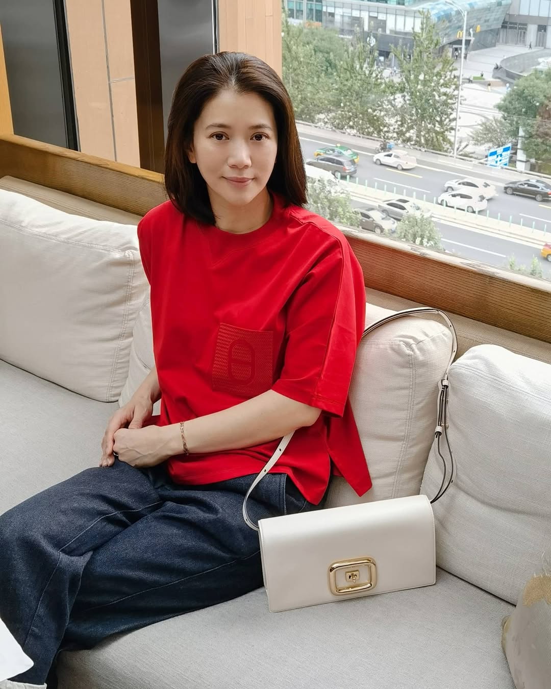 張智霖袁詠儀低調慶祝結婚24周年！公開素顏合照甜蜜笑容極有夫妻相！