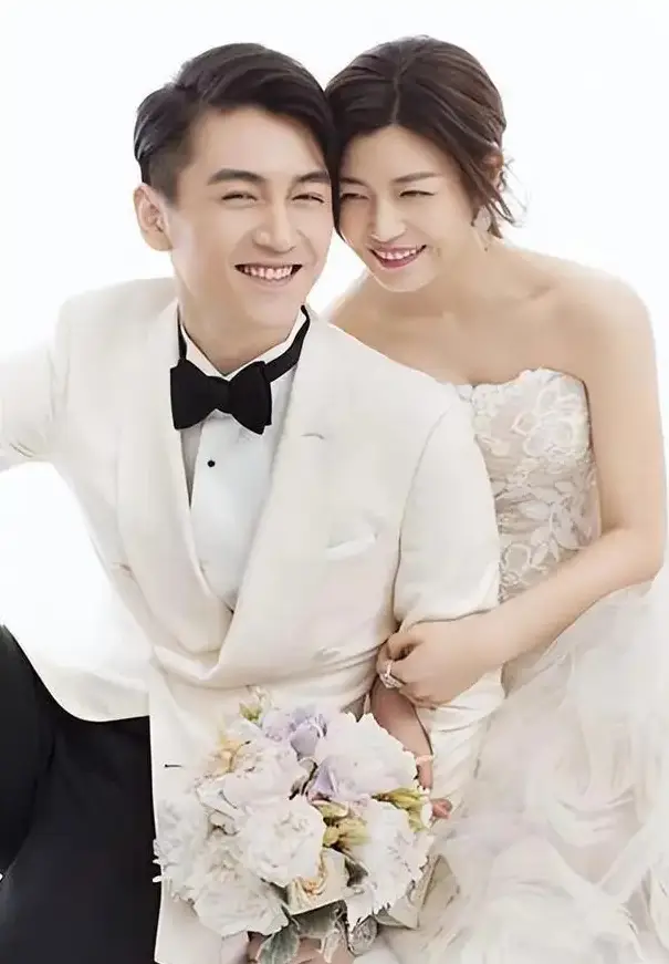 陳妍希離婚｜陳妍希無預警發文宣布離婚！與陳曉結束8年婚姻被爆去年已分居！