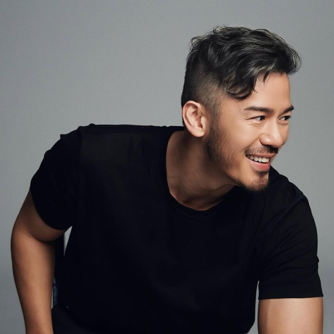 沈震軒疑轉行做Uber司機？加入2個月評分極高！揸逾百萬名車獲激讚！