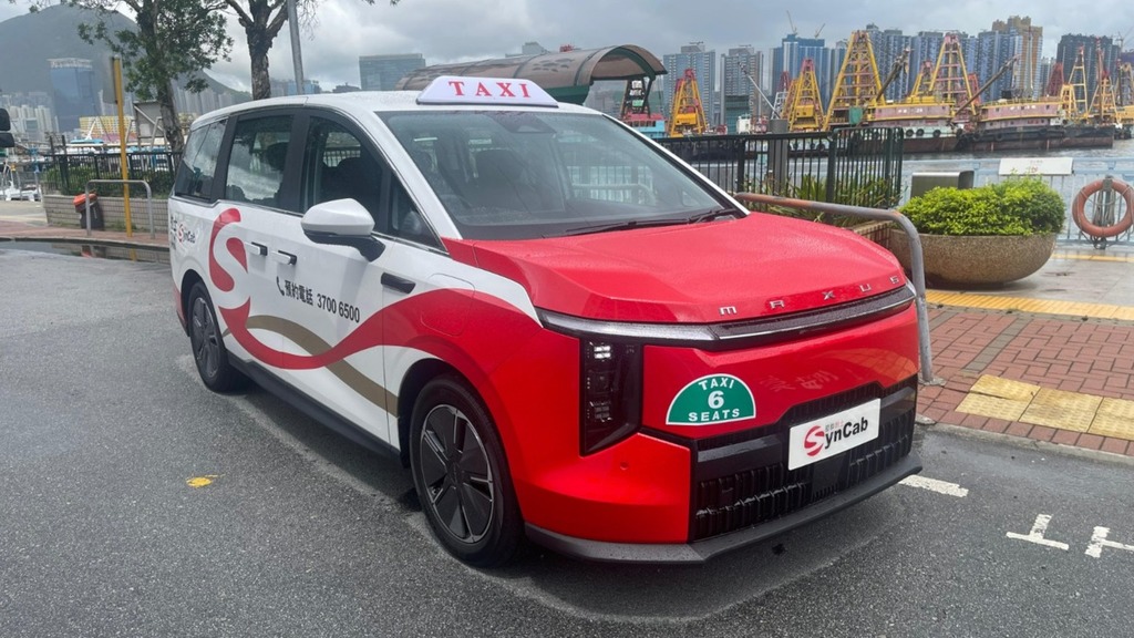 的士車隊啟動禮舉行 5大車隊各有特色 陳美寶：以市民利益為依歸 | ezone