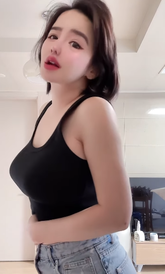 2NE1朴春近照曝光！容貌大變疑「整形上癮」！網民嚇壞粉絲：完全認唔出！