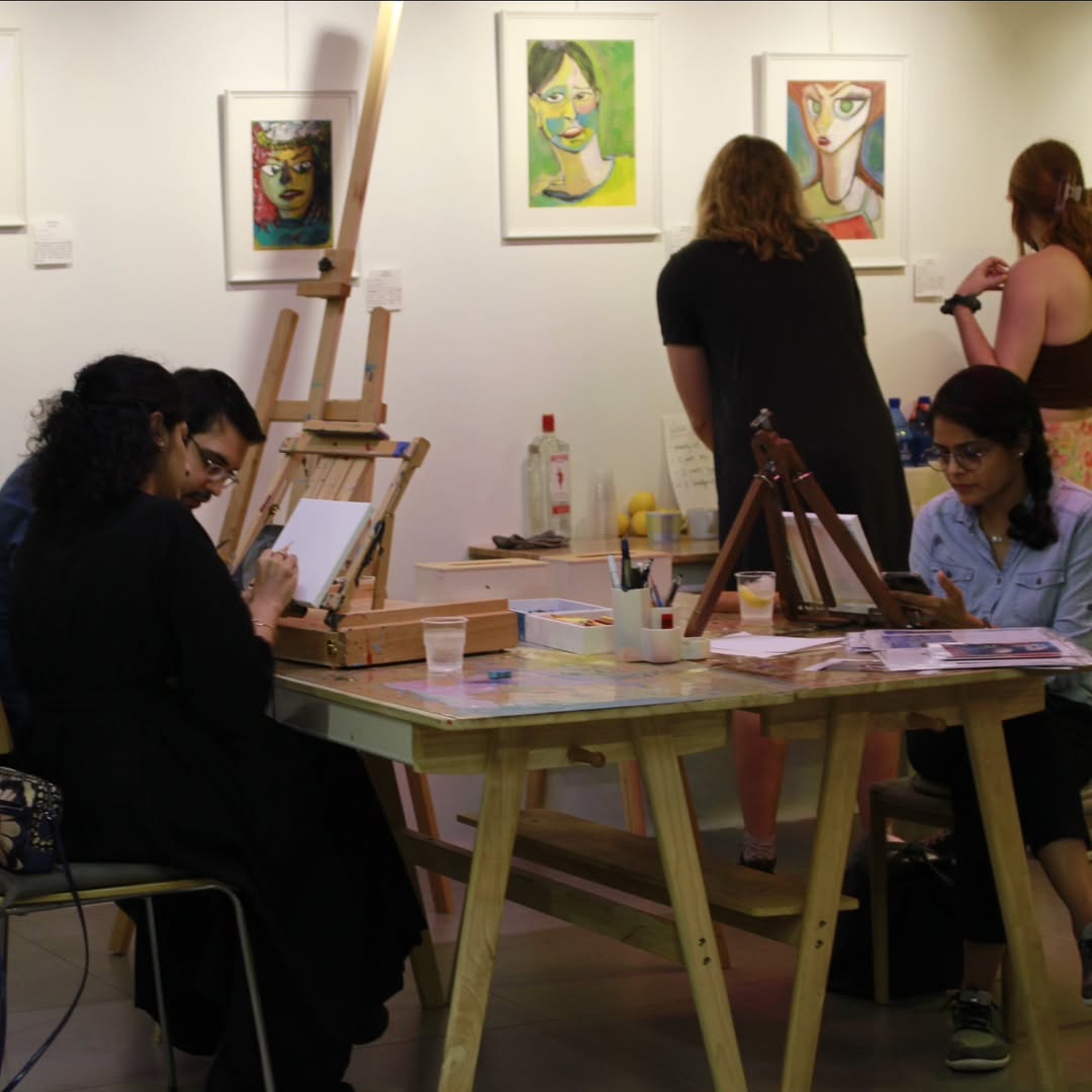 香港夜晚好去處｜15個香港夜生活體驗推介！情侶拍拖睇夜景、地道夜市、夜釣墨魚 | UHK 港生活