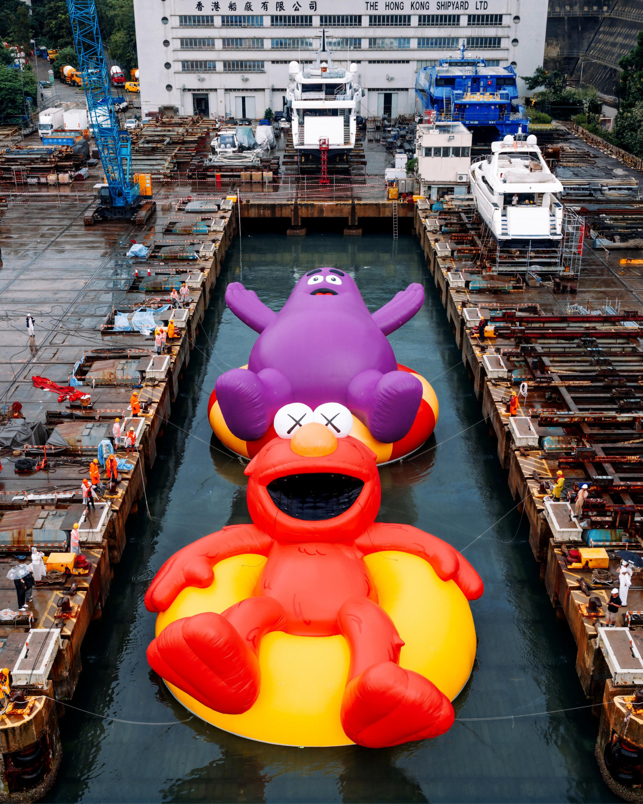 「Water Parade」維港海上大巡遊10月襲港！巨型充氣LABUBU多啦A夢／快閃店／市集攤位美食 | UHK 港生活