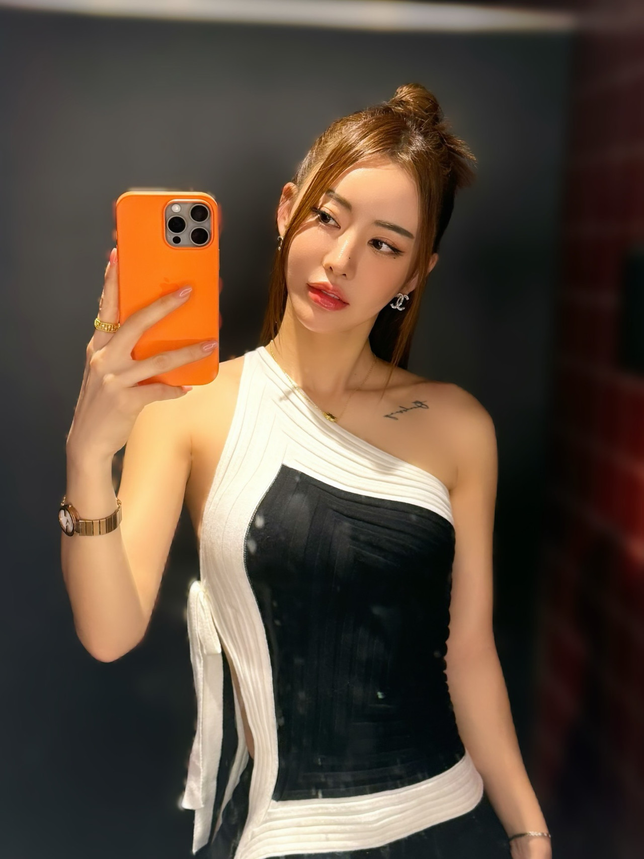 (圖:ooohsunny@Instagram) HK Express韓籍空姐IG爆紅!粉絲數反超官方帳號 網民:即刻想買機票