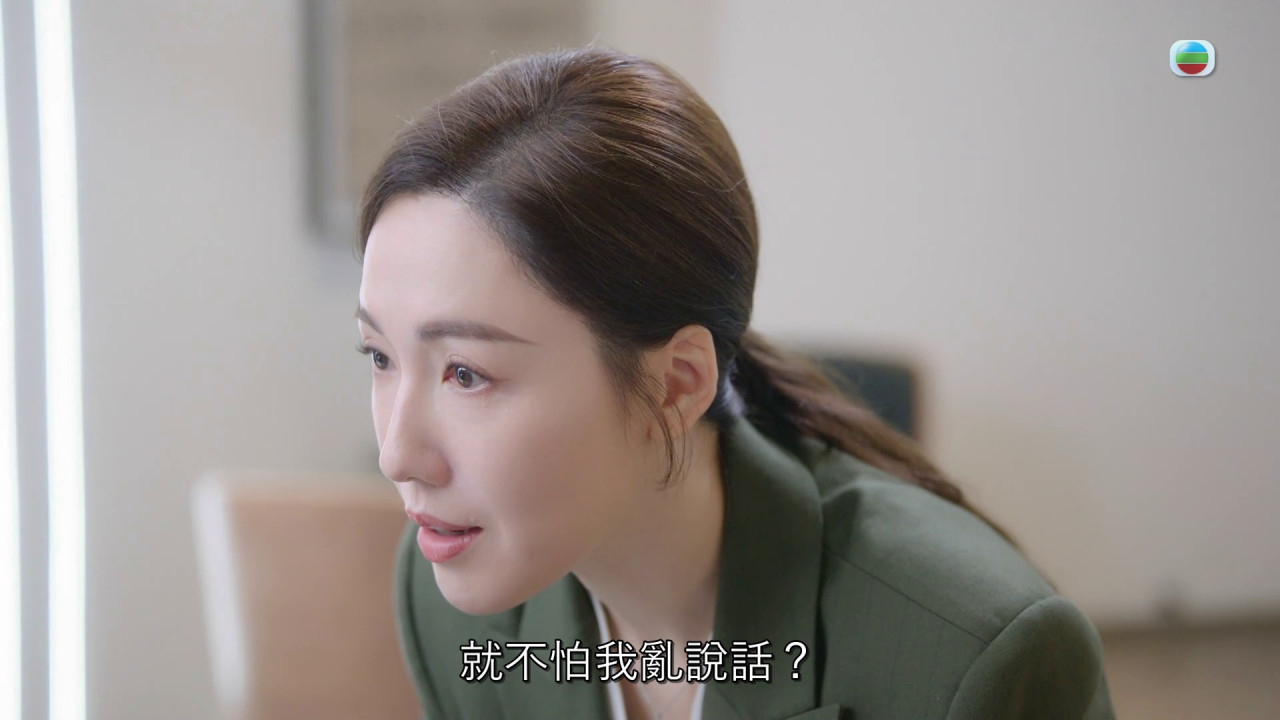 新聞女王2｜李施嬅揪心忍淚微表情演技細緻 張家妍為現實低頭惹網民心痛 | UHK 港生活
