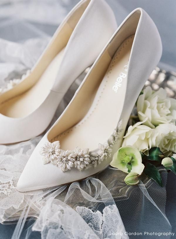 6大小眾品牌婚鞋合集！夢幻珍珠、蕾絲設計！化身童話中的公主！