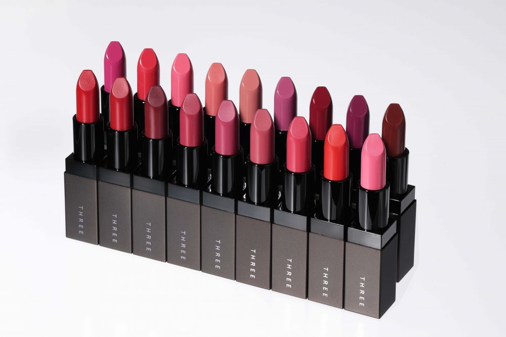 THREE 2019年春夏彩妝！新推18色唇膏！集合霧光+水潤質感！