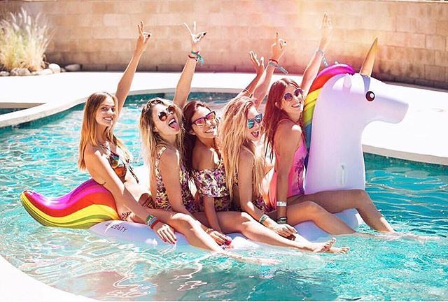 【夏日2019】沙灘、船P必備！超美水上浮床合集！獨角飛馬、彩虹雲朵、人魚珍珠