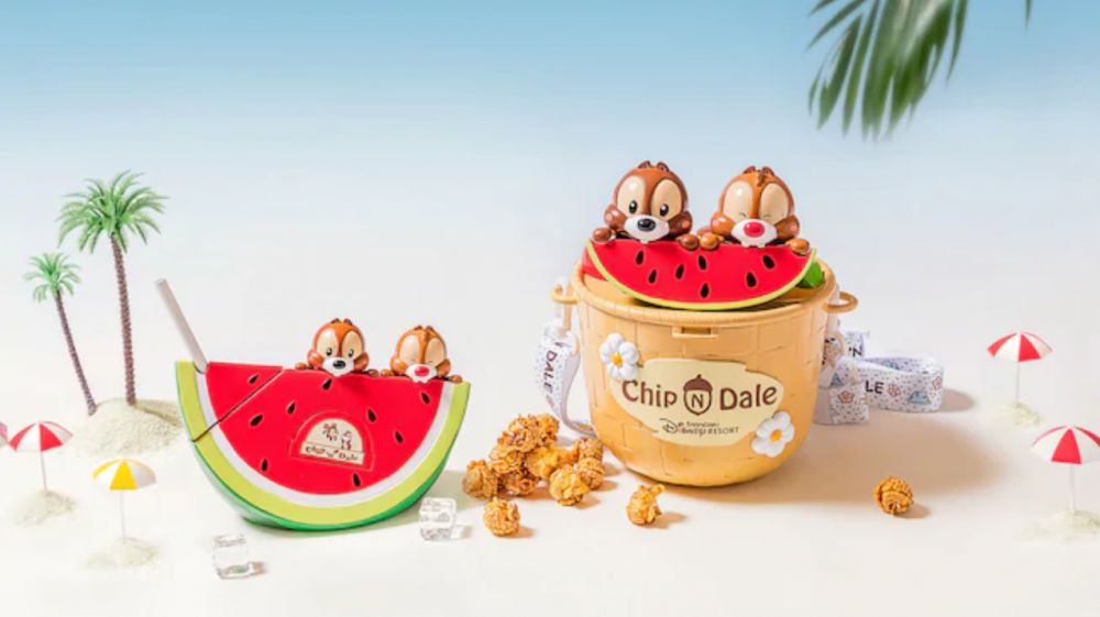 上海迪士尼推出鋼牙與大鼻西瓜造型爆谷桶！吃得津津有味的樣子太可愛了！