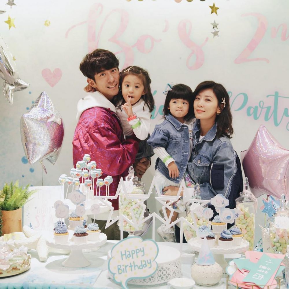 修杰楷女兒「Bo妞」暴風抽高成長！變成可愛小少女！扮鬼臉、撒嬌：爸爸不要學我！