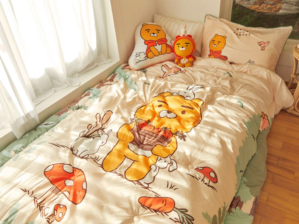 KAKAO FRIENDS秋天限定「在森林中的RYAN」系列！12款居家實用商品！寢具/時鐘/拖鞋！