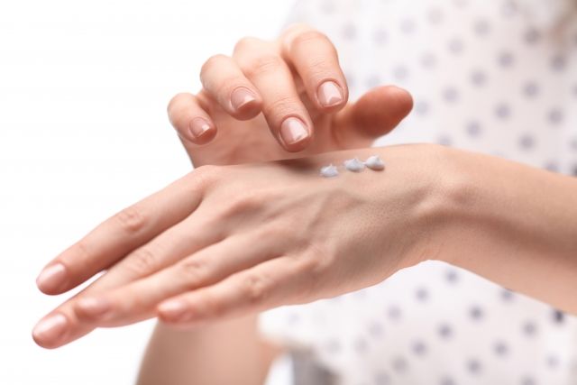 消委會嚴選10款保濕鎖水潤手霜！5大$100以下平價之選【內附實用護手貼士】