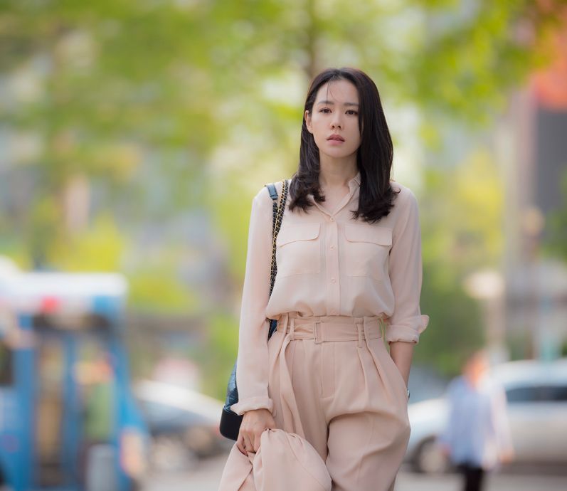 11個上班族「崩潰時刻」！獨自加班、肚腩越來越大、電腦突然死機！網友：超有共鳴！