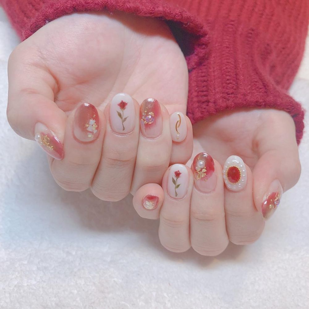 【美甲2021】25款新年美甲提案！有節日感卻不俗氣！日系乾花、優雅顯白款式！