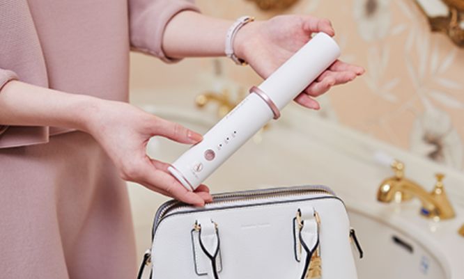 日本Samantha Thavasa×KOIZUMI直髮夾！USB充電/收納專用袋