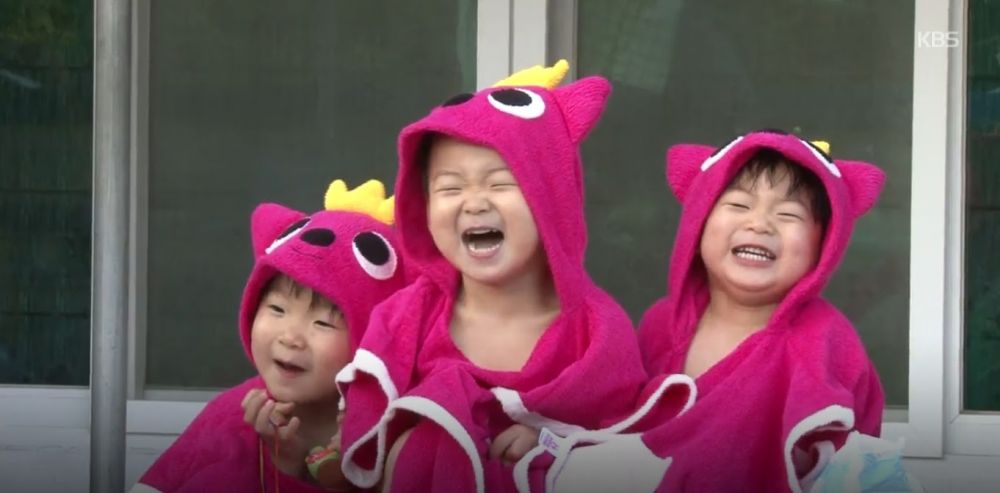 【三胞胎】大韓民國萬歲近況曝光！為青山里戰役100周年錄製影片！網友慨嘆：Baby Fat和奶音都消失了~