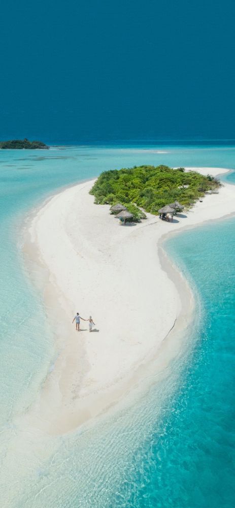 【手機wallpaper】超過30款「夏日小清新」手機桌布下載！湖水冰藍色海灘、風景！放鬆心情！