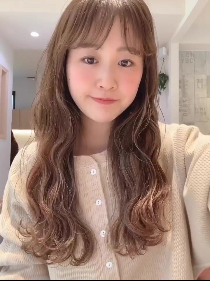 日本髮型師示範大熱「小熊捲髮」步驟！療癒系女生必學！提升髮量、豐盈效果！