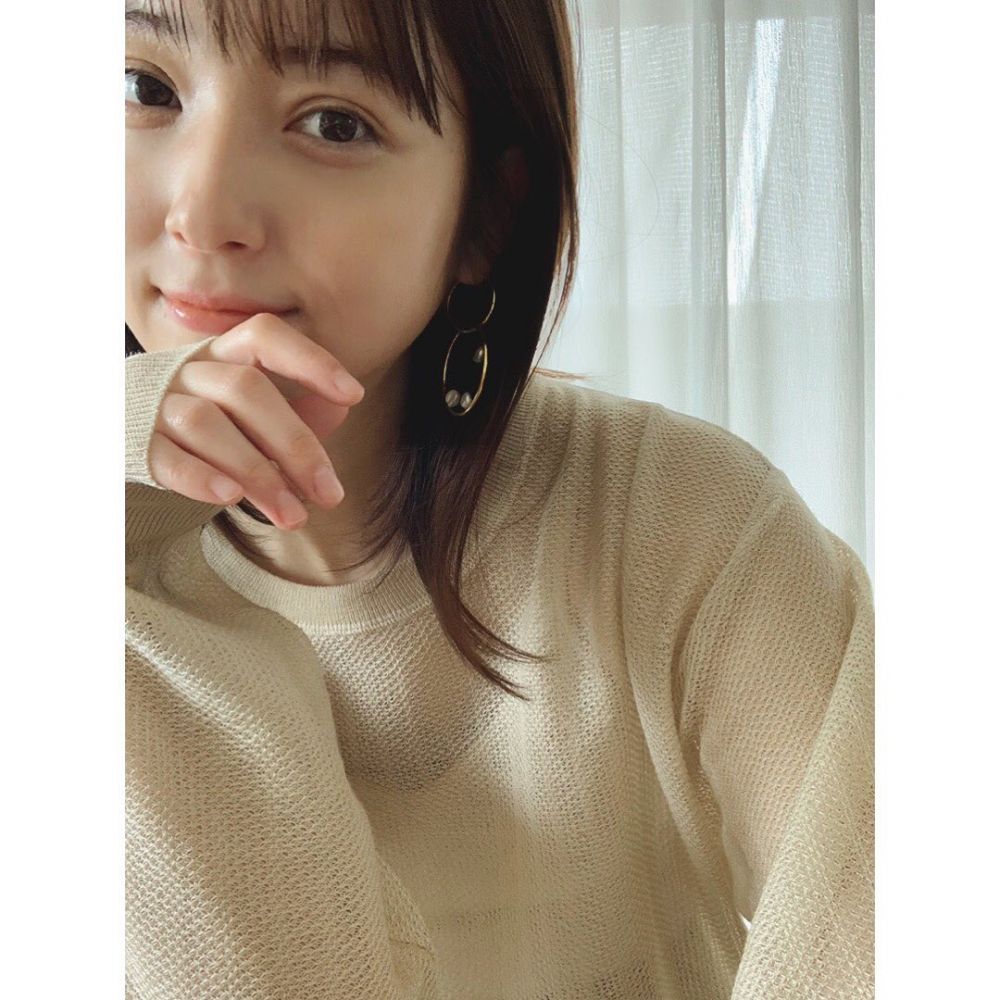 日本節目傳授改善黑眼圈+眼袋方法！趕走顯老倦容！簡單「臉部瑜伽操」！