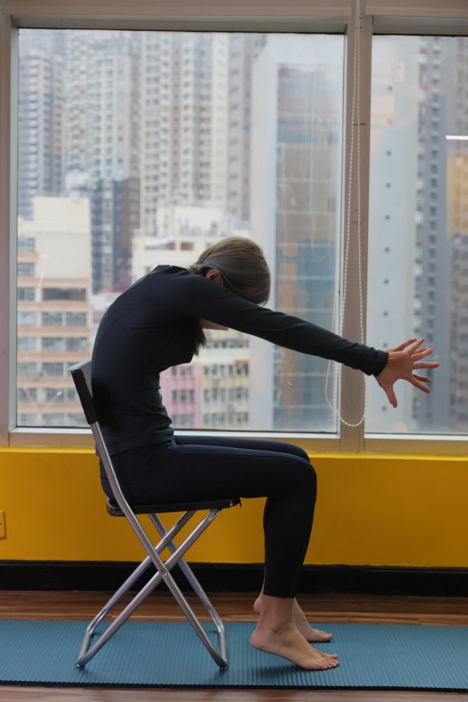 運動矯正教練分享5組伸展動作！改善冬天手腳冰冷！促進血液循環！