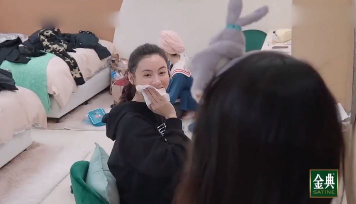 39歲張栢芝節目卸妝仙氣美貌獲激讚！素顏驚艷同場女星！低成本保養秘訣公開！