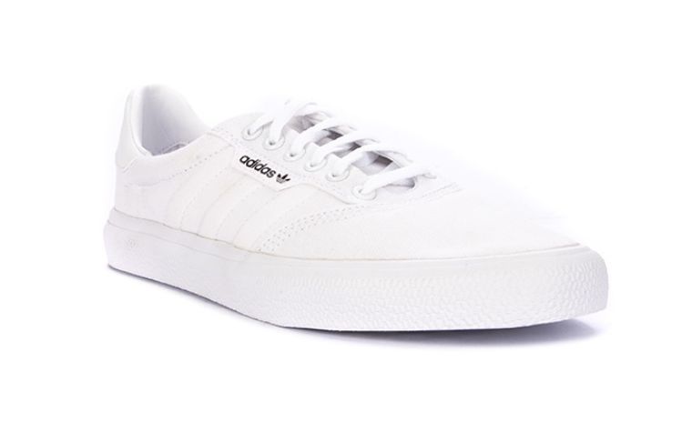 【網購優惠】網購adidas「5.5購物節」勁減半價起！入優惠碼額外再6折！老爹鞋、衛衣、運動內衣！