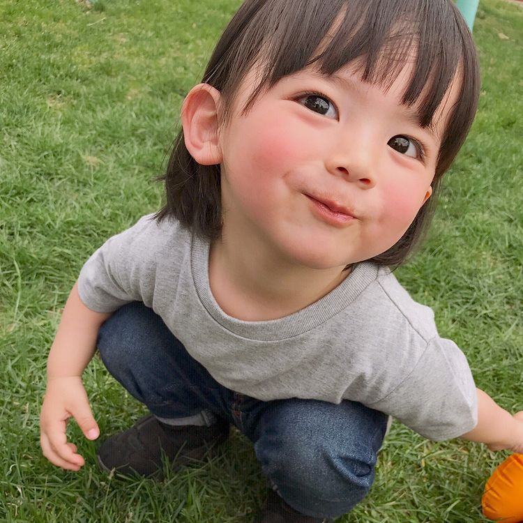 IG爆紅日本最可愛小男孩近照曝光！剪短頭髮超帥氣！網友︰姐姐等你長大！