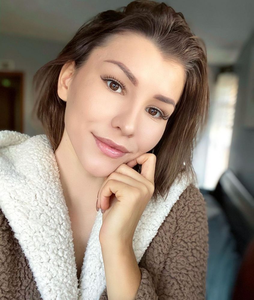 外國女生拍片分享後悔飄眉經歷！4年後變橙色+移位！大量網友湧入留言表示同感！