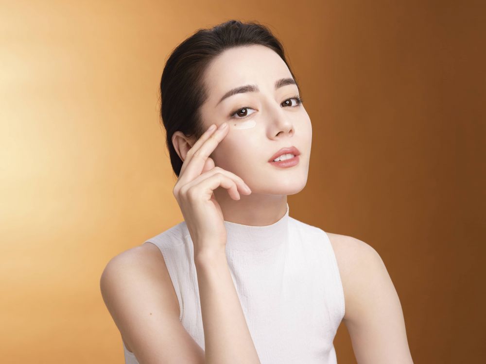 【25+年輕肌】TOP 10眼部精華推介！有效改善眼紋/黑眼圈！雙眼重返年輕！