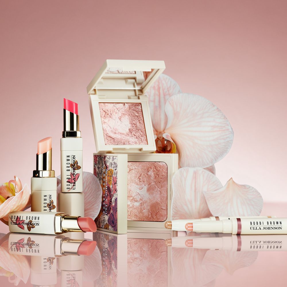 【2021新品】浪漫花系彩妝新品推薦！GUCCI全新眼影盤、BOBBI BROWN限量秋色系列！