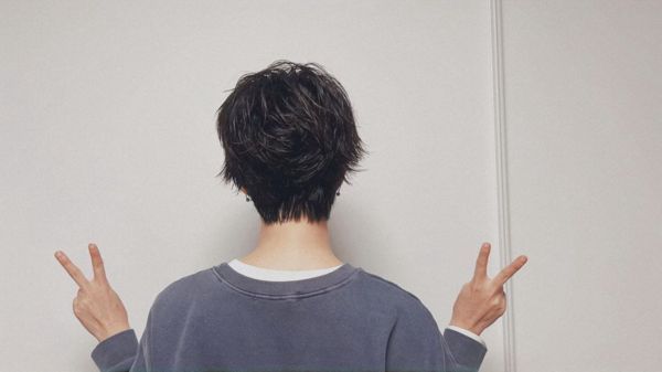 宋智孝《Running Man》短髮造型被狠批！竟被指與尹恩惠《咖啡王子1號店》撞樣？引起韓國網友討論！