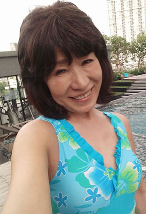 網絡熱話｜67歲大媽花800萬整容謊稱自己38歲！金主為她起豪宅！詐騙27億包養年輕男士！