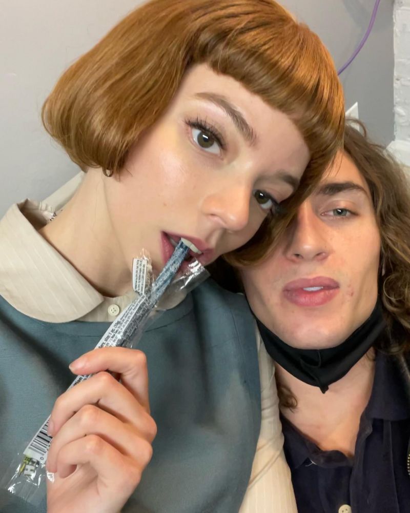《后翼棄兵》Anya Taylor-Joy 6大瘦身秘訣！戒飲品空腹喝蘋果醋！早上起床必做一運動！