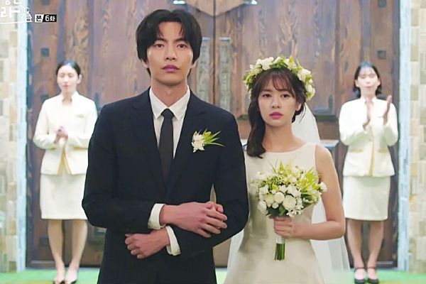 結婚擺酒請70個同事僅1人出席！新娘自覺無面即提辭職！因1原因遭網民狠批！