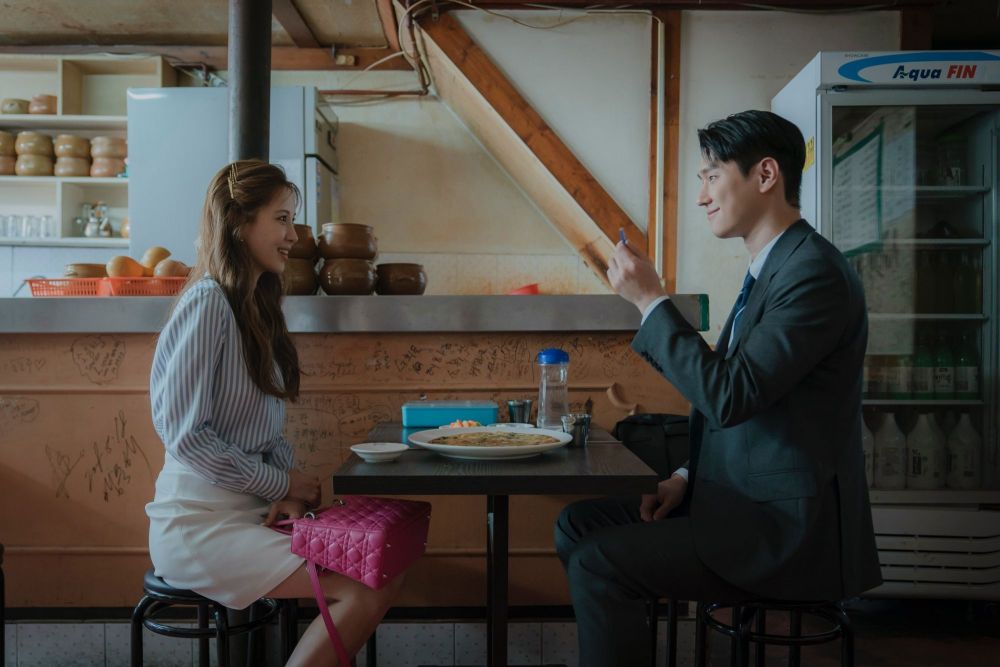 約女仔初次食飯對方竟聞自己隻腳！「面子都被佢丟晒」網友竟反撐女生做法？