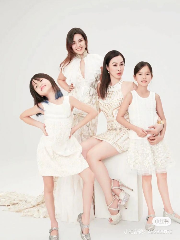 鍾麗緹女兒暴風成長顏值超吸睛！遺傳媽媽美人基因！二女顏值逆襲靚過家姐！