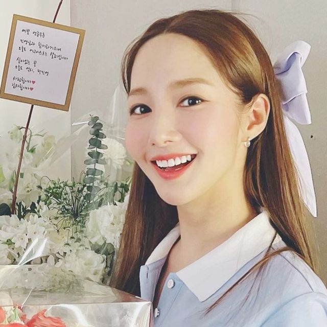 港女隱瞞整過容男友揭發真相嬲爆！翻看舊照發現變樣！發文問「係咪太保守」！