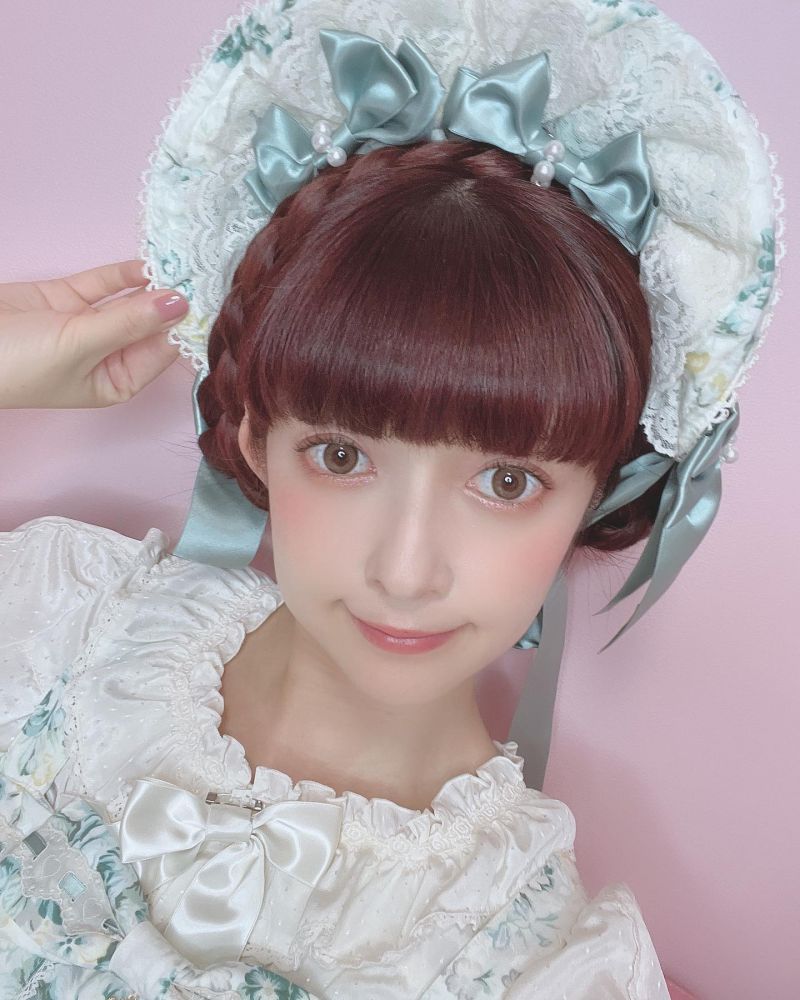 39歲女生迷戀Lolita裝扮花過百萬買衫！收藏逾500套女僕裙！相親12次因1理由慘被拒絕！