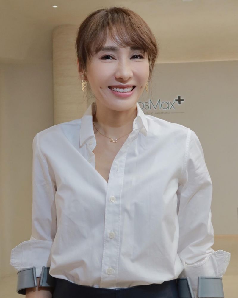 51歲黎姿近照現魚尾紋顯老態！「凍齡女神」地位不保？網民力撐：50歲算係咁！