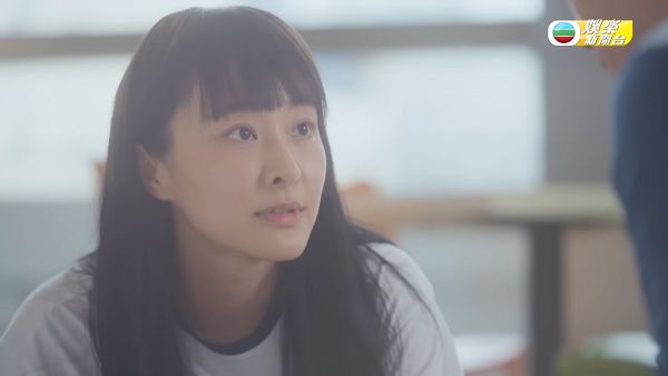 美麗戰場 | 陳瀅公開童年舊照力證五官冇變過！拍片驚現「木偶鼻」疑整容？細個已是美人胚子！