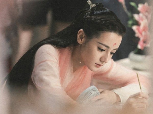 從臉上長痣位置看戀愛運！ 痣長在這個位置旺桃花？XX有痣預示感情不順！