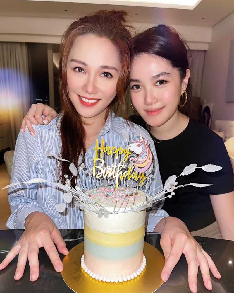 湯洛雯細妹IG相隔半年再露面！噴血外形再升級！勤做運動曬完美曲線！