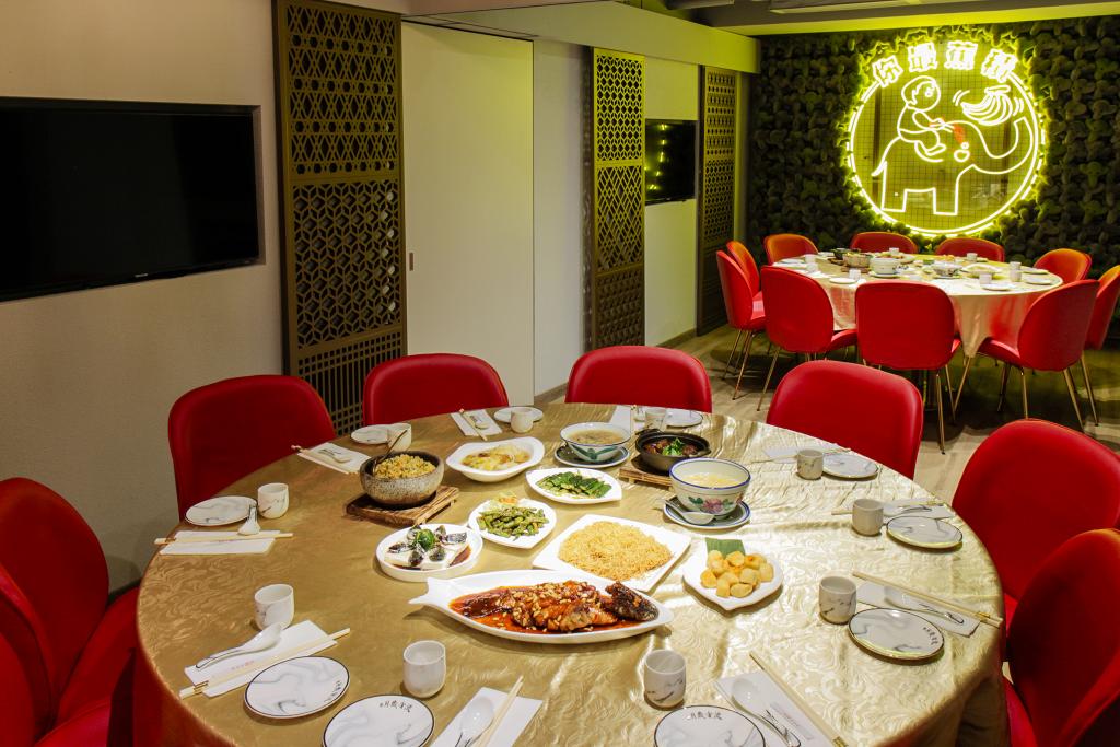【荔枝角美食】荔園茶餐廳重開進駐荔枝角 復古霓虹燈主題餐廳歎招牌點心小菜 | UHK 港生活