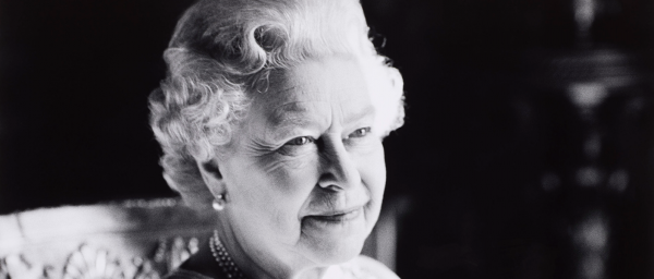 英女王逝世 | 英女王駕崩後英國或面臨重大轉變 鈔票、護照、郵筒全要換？ 