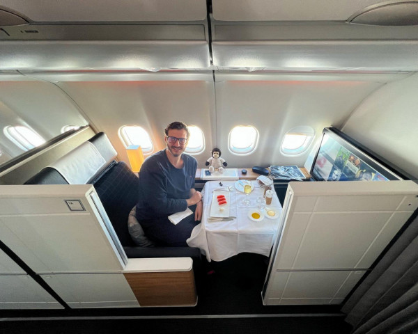 旅遊達人揭2大航空飛機餐最好食 搭過2000次飛機！最奇怪菜式係呢樣？ 
