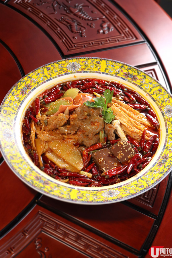 樂隊 ToNick 主音恆仔 旺角開年輕版川菜館 / 有得揀車仔毛血