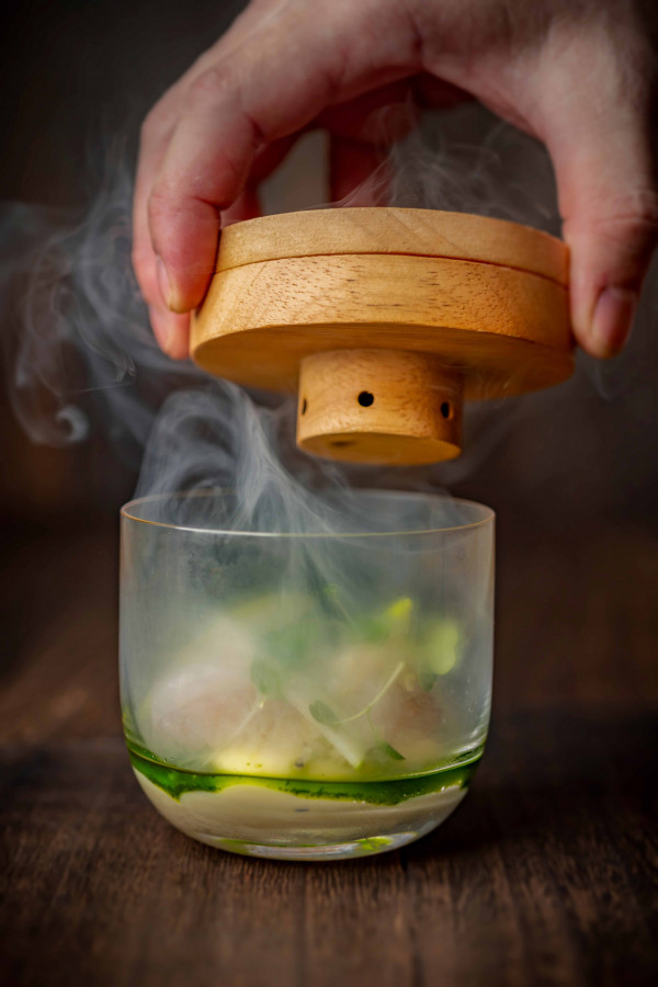 灣仔新開日式居酒屋「OZAKAYA」   海膽多士配松露醬／牛骨髓海膽麵／煙燻牡丹蝦配帶子慕斯