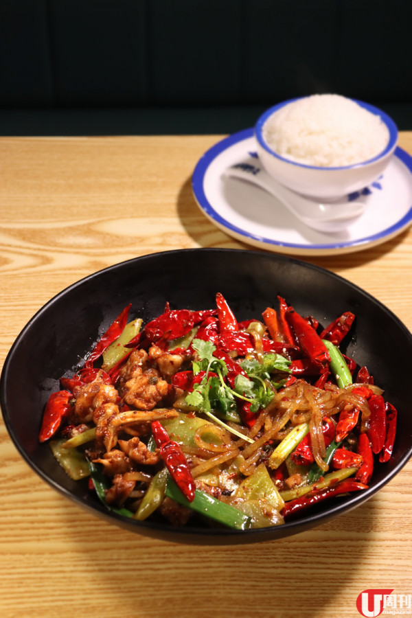 40 種香料秘製 香氣麻辣香鍋 / 60 種配料任揀