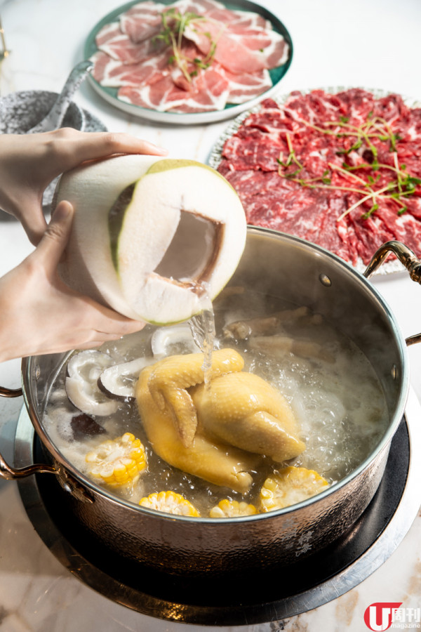 6,000 呎派對主題火鍋店 包房打麻雀‧唱 K / 多款 $1 任你揀湯底 &nbsp;