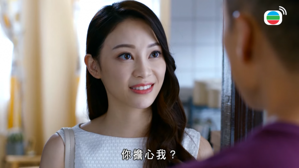 重溫葉蒨文入行最性感演出震撼眼球 黃色比堅尼豁出去突破尺度需清場拍攝